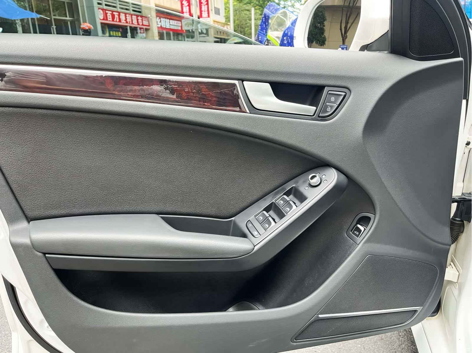 Audi A4L, 2015 10