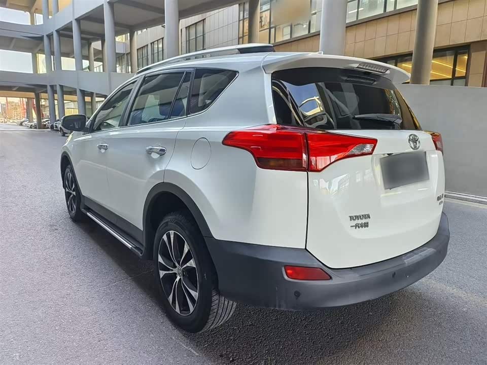 Toyota RAV4 Rongfang