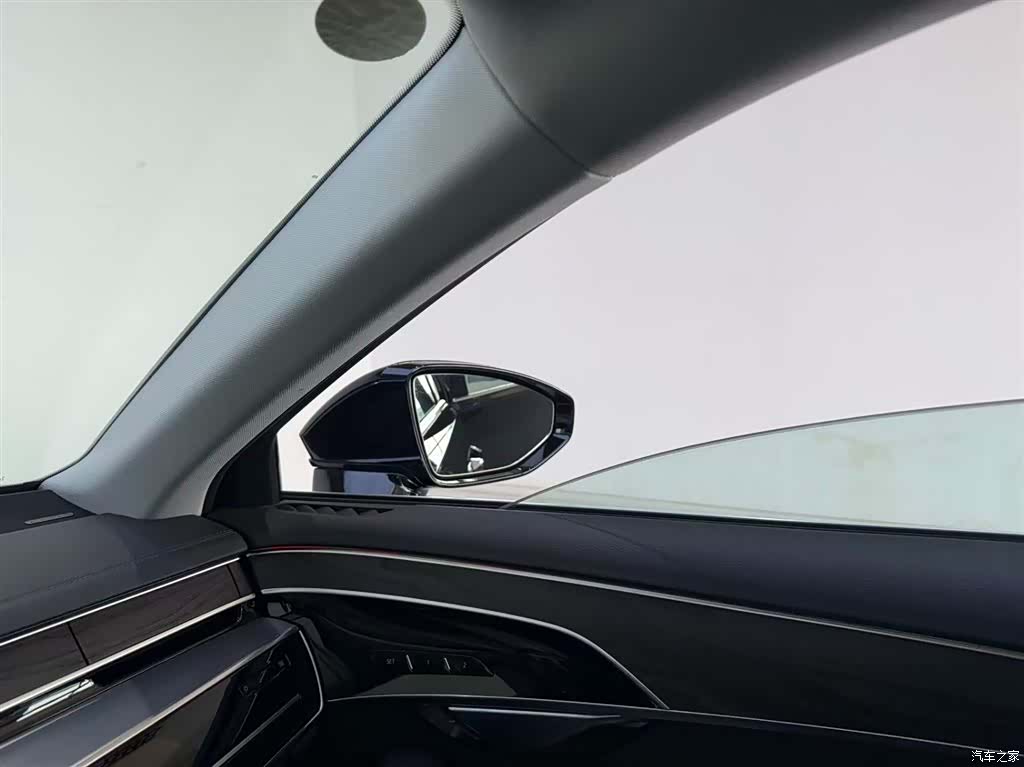 Audi A8L, 2022 18