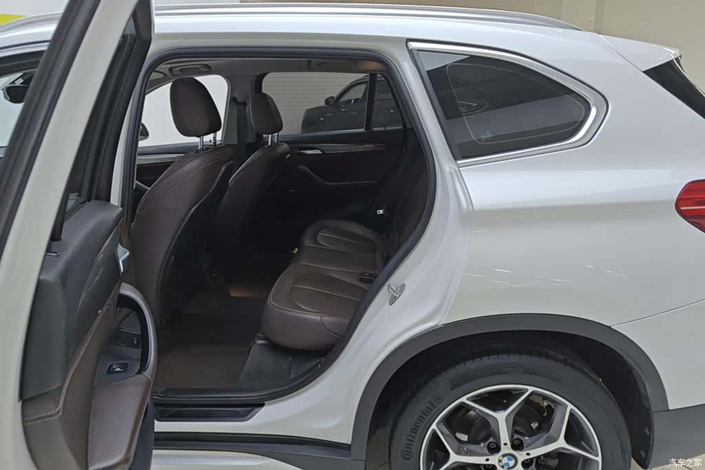 BMW X1, 2019 11