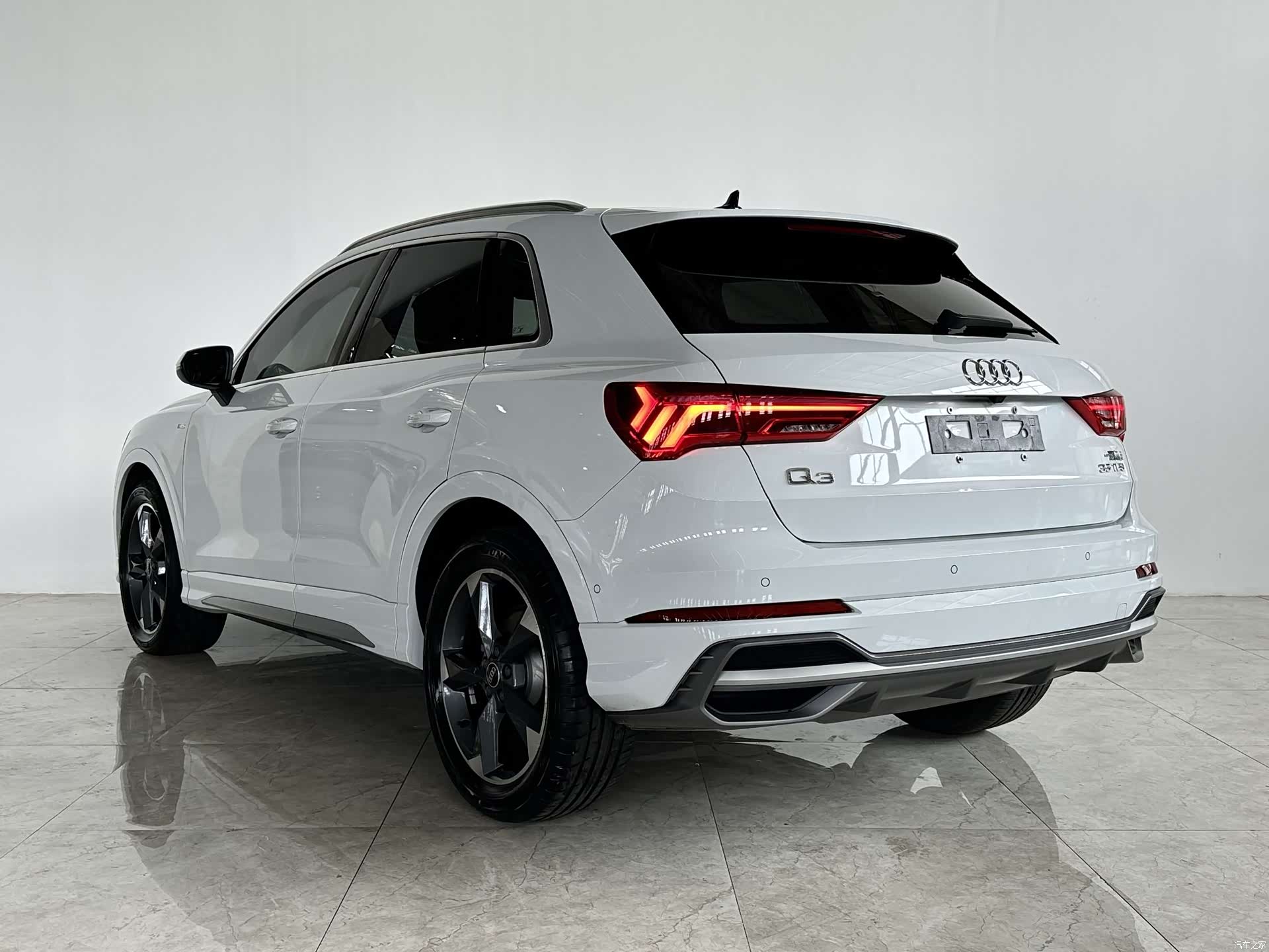Audi Q3, 2022 15