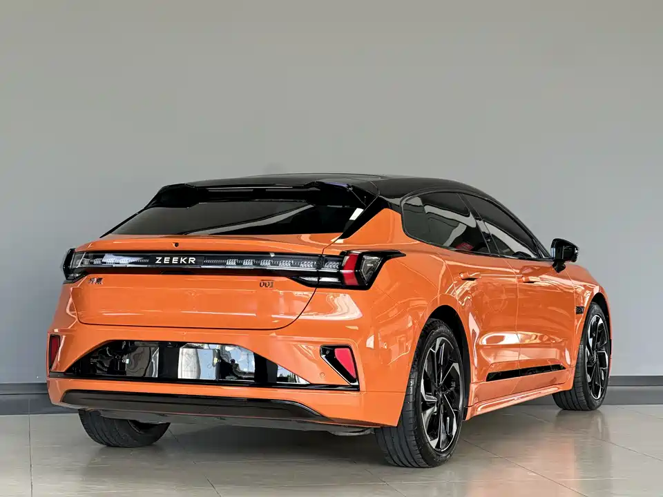 Zeekr 001