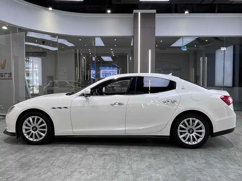 Maserati Ghibli