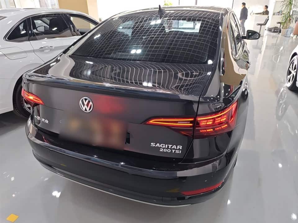 Volkswagen Sagitar