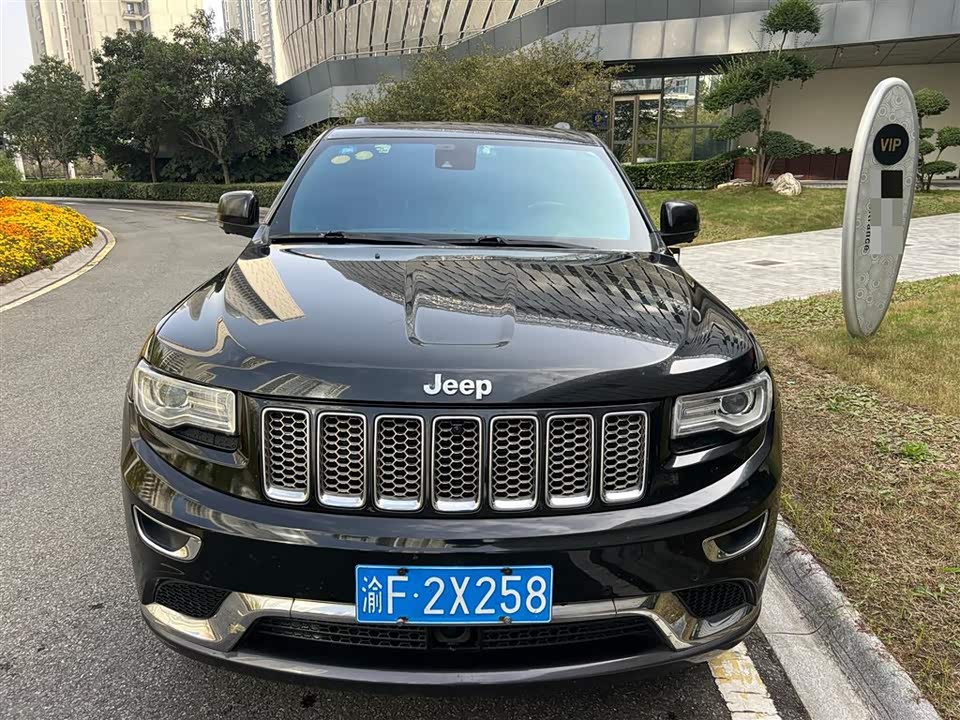 Jeep Grand Cherokee