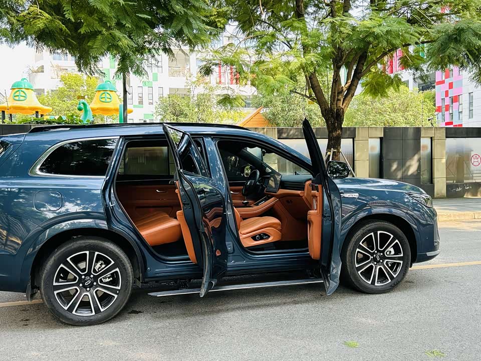 AITO Ask the world M7