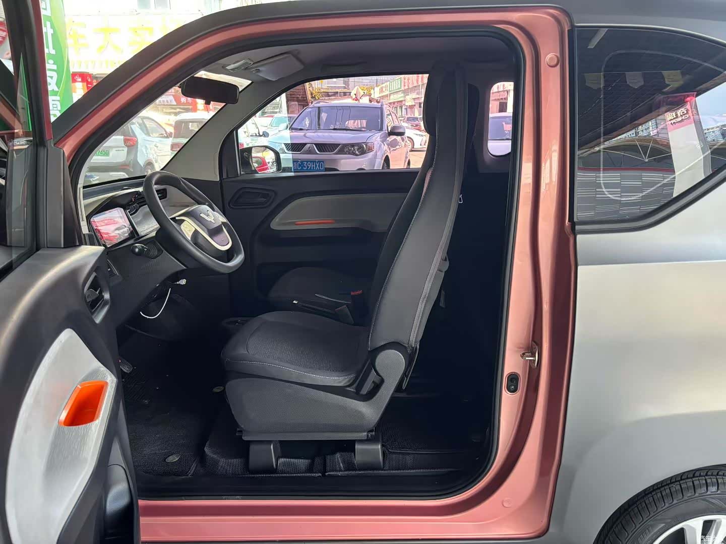 Wuling MINIEV, 2021 4