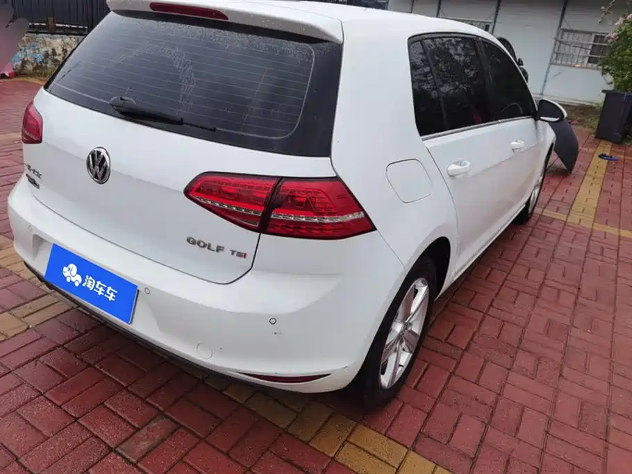 Volkswagen golf