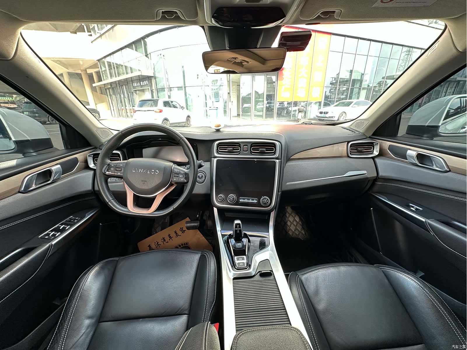 Lynk & Co 01, 2018 9