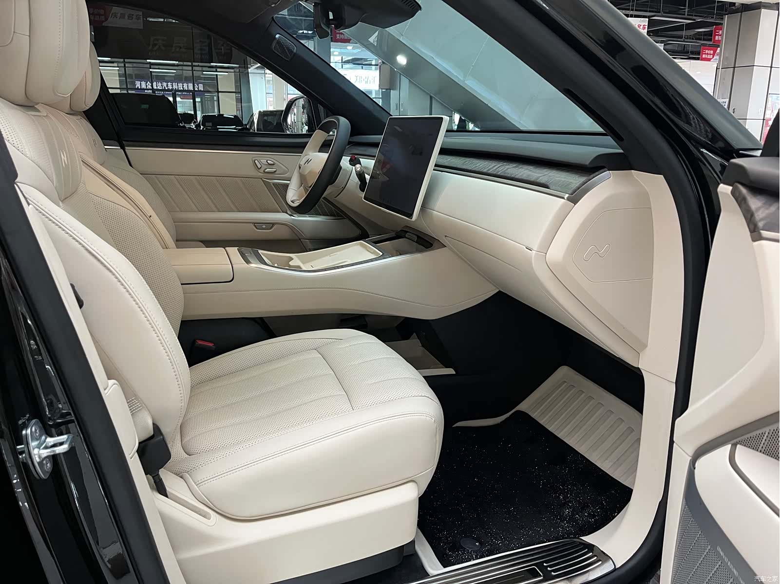 NIO L90, 2025 17