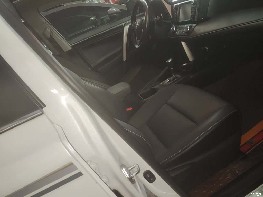 Toyota RAV4, 2017 25