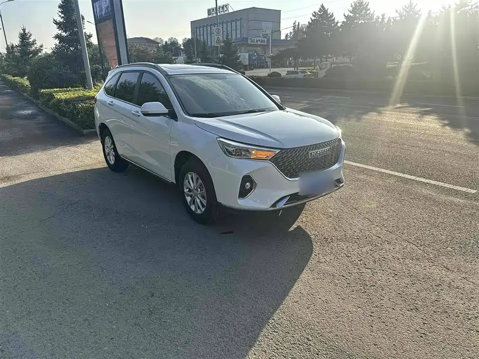 Haval M6