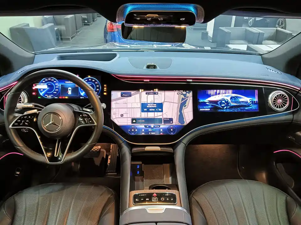 Mercedes-Benz EQS SUV