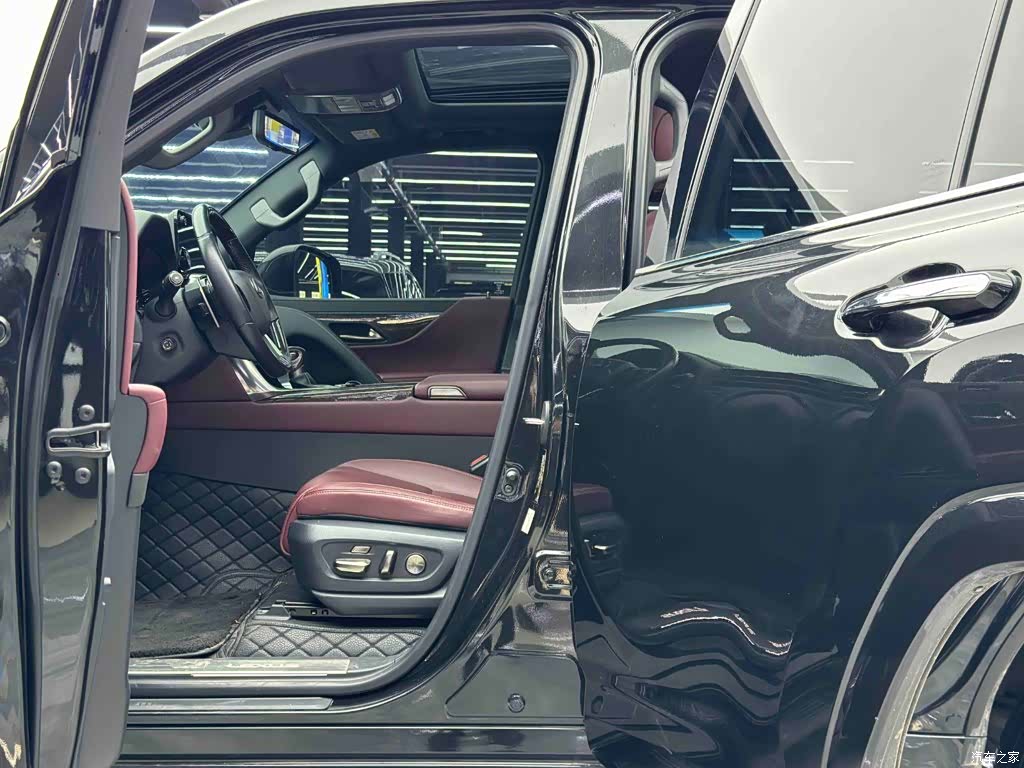 Lexus LX, 2023 6