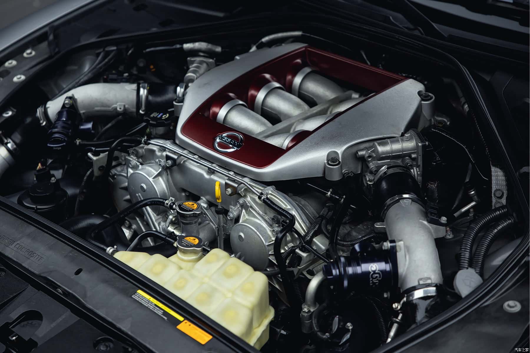 Nissan GT-R, 2011 11