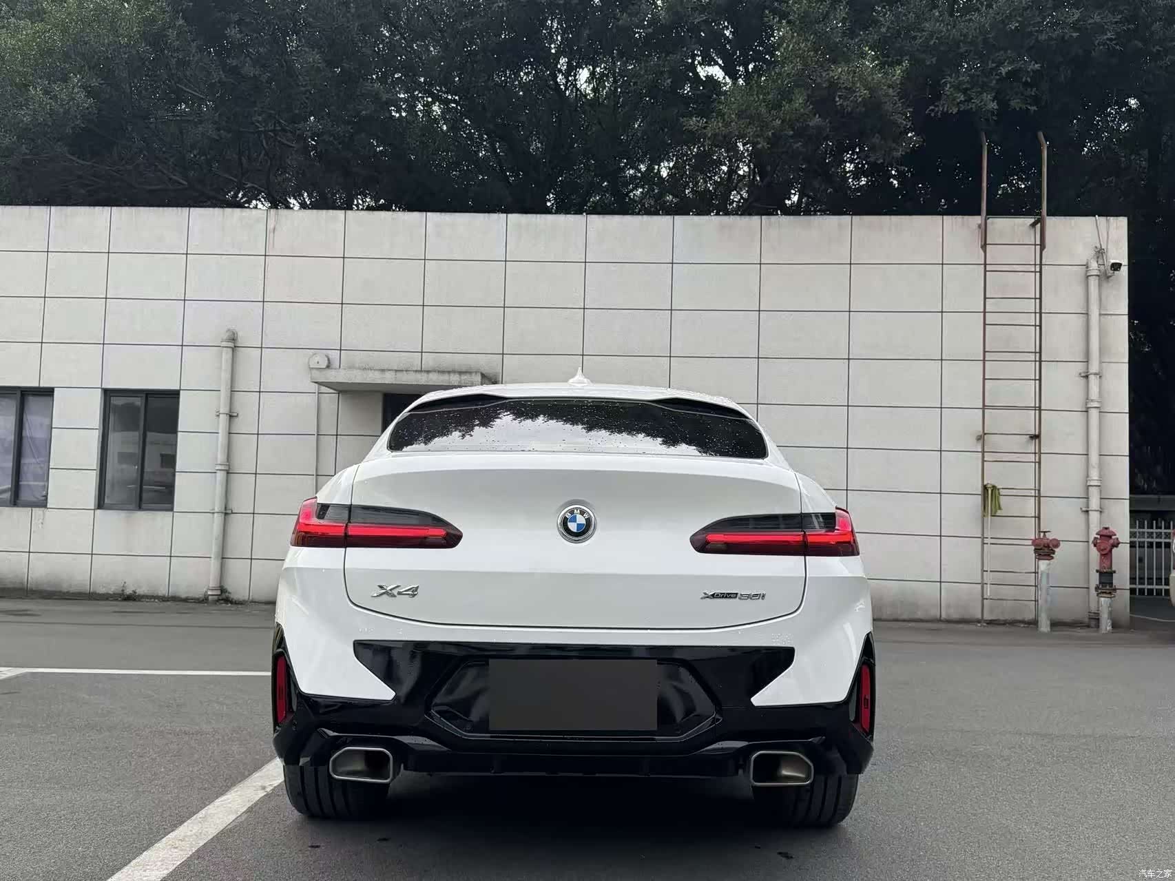 BMW X4, 2023 8