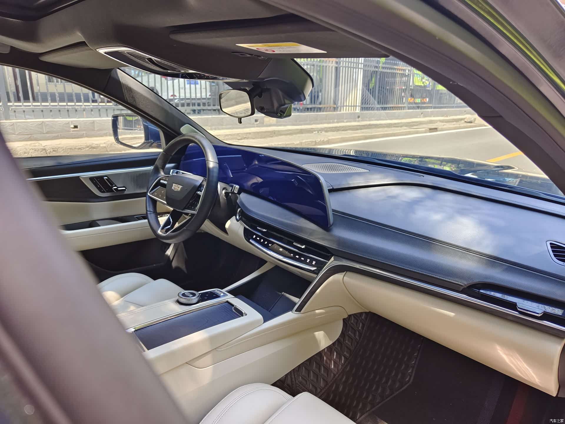 Cadillac CT6, 2023 21