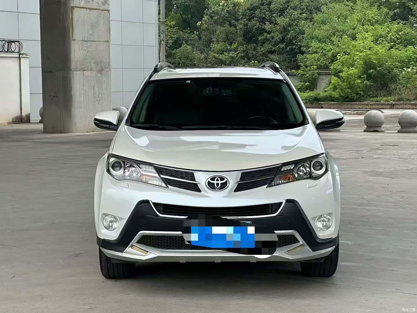 Toyota RAV4, 2015 2