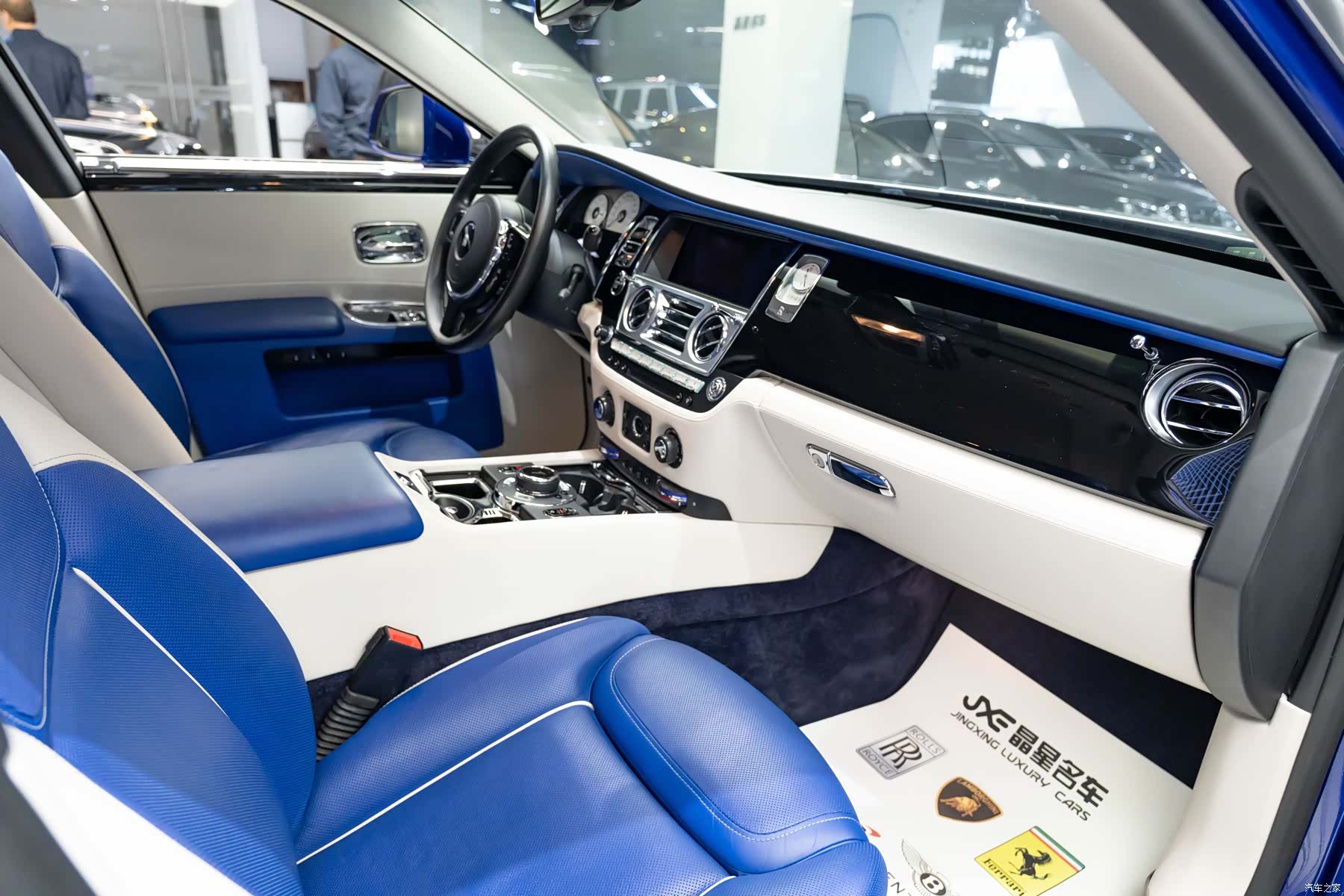Rolls-Royce Ghost, 2018 все фото