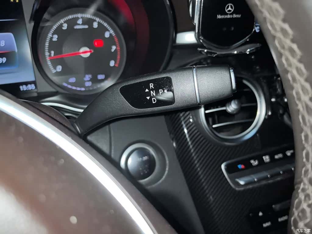 Mercedes-Benz GLC, 2018 15