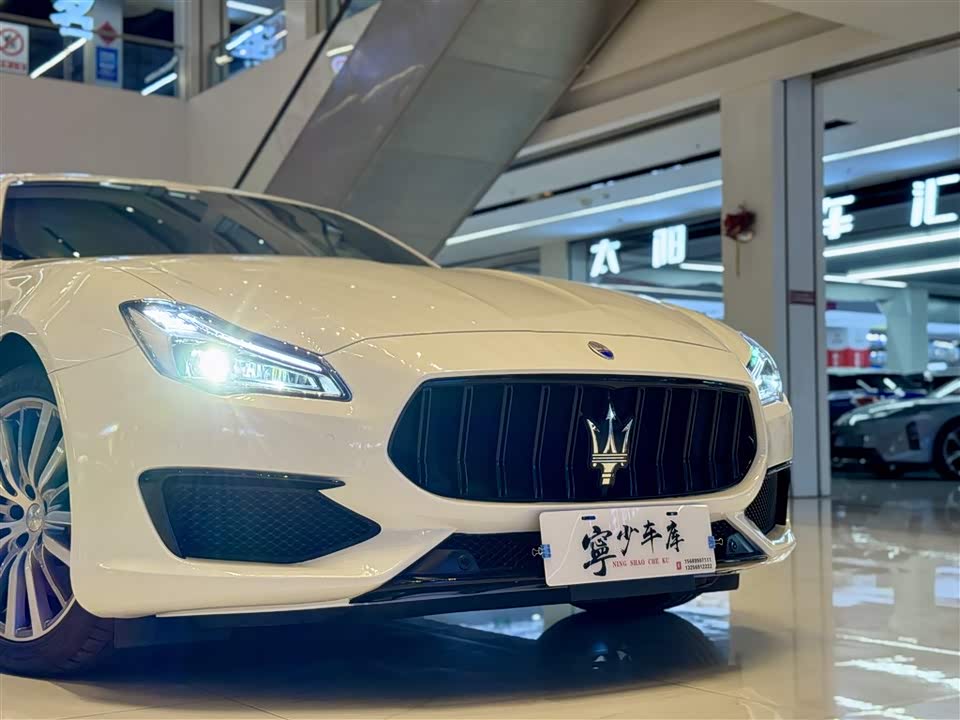 Maserati President