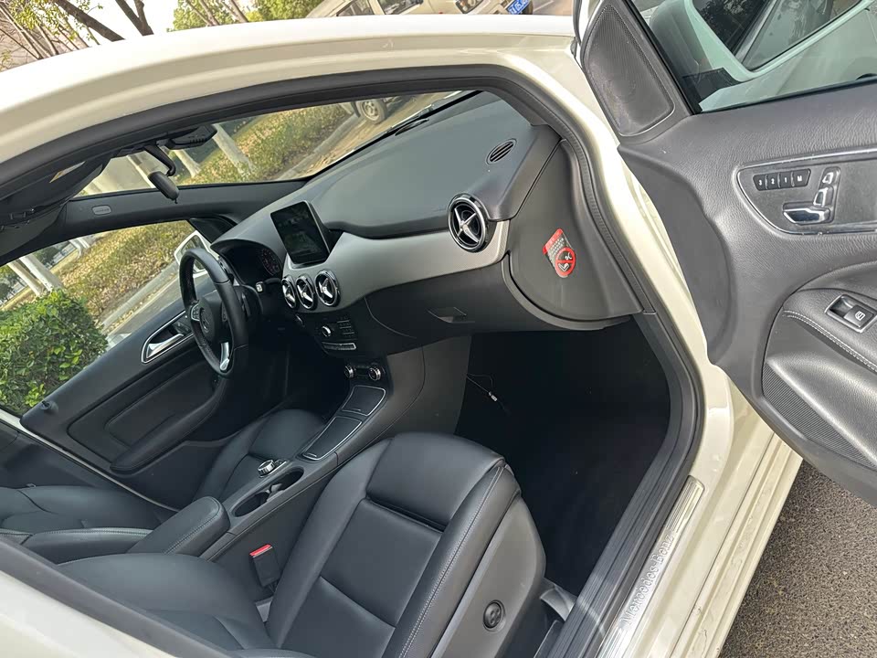 Mercedes-Benz Class B