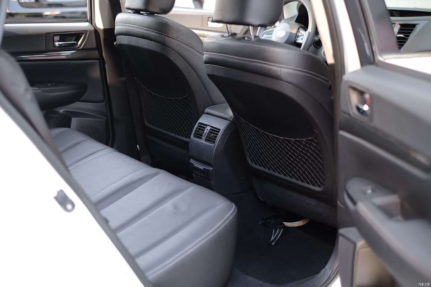 Subaru Outback, 2014 40