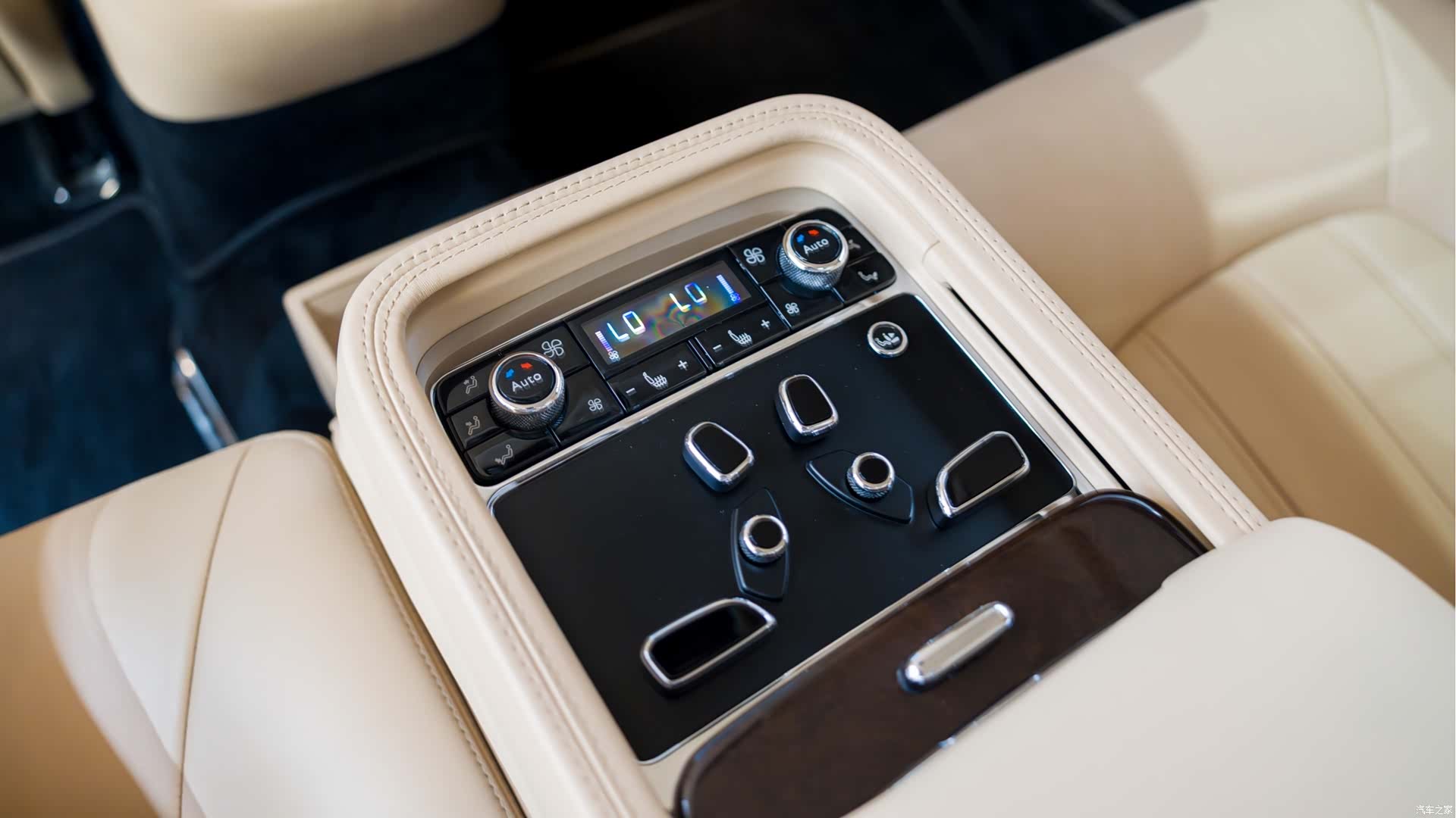 Bentley Mulsanne, 2013 13