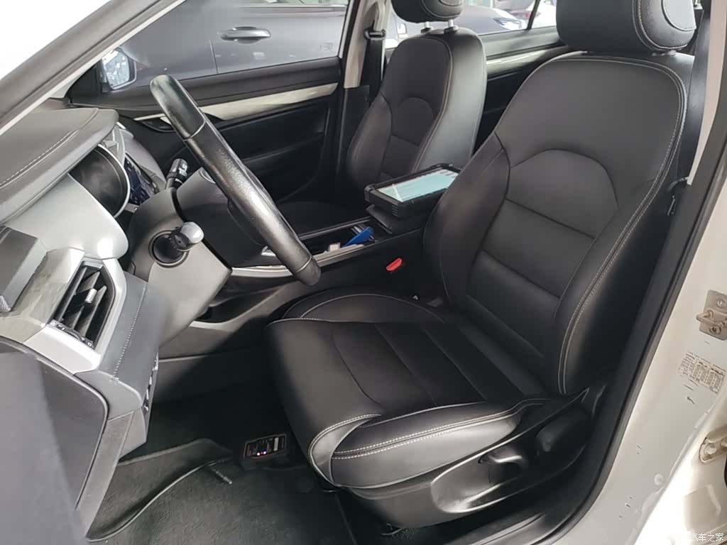 Geely Emgrand, 2019 15