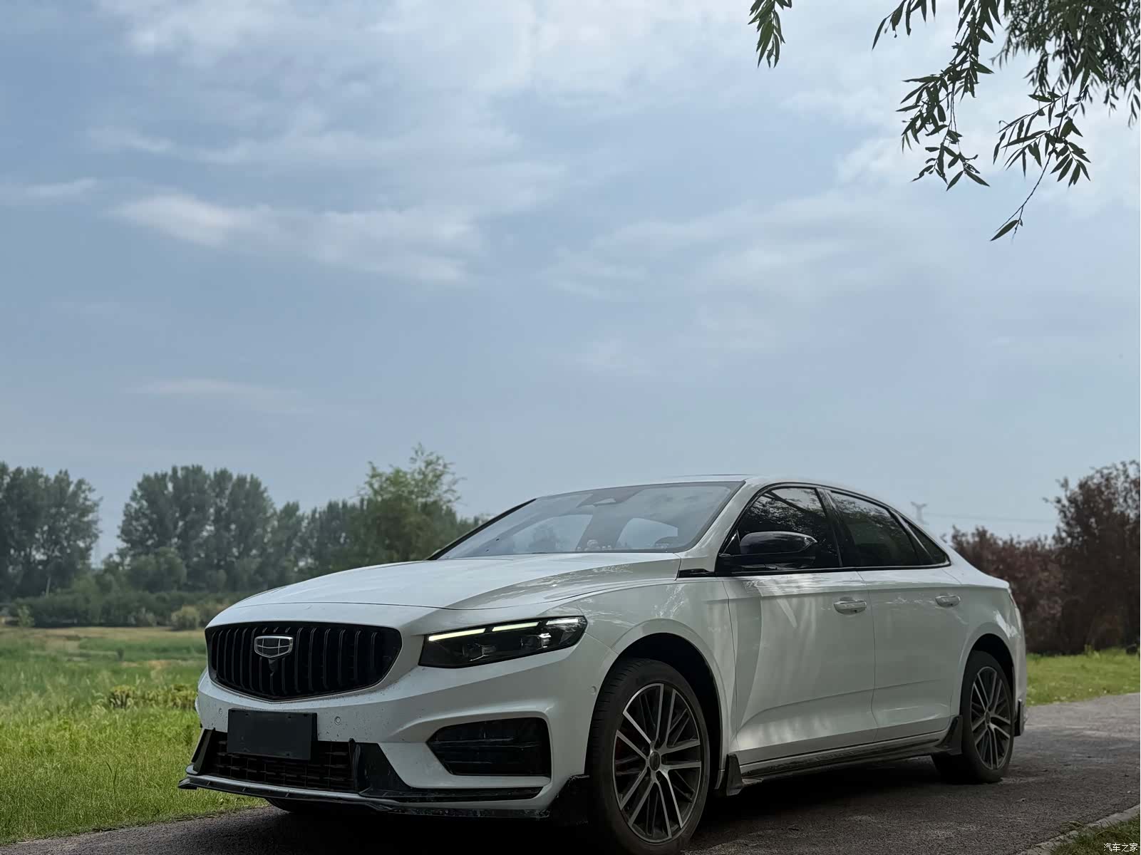 Geely Preface, 2024 1