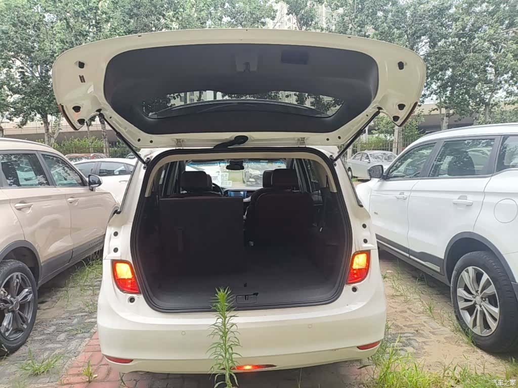 Buick GL6, 2018 19