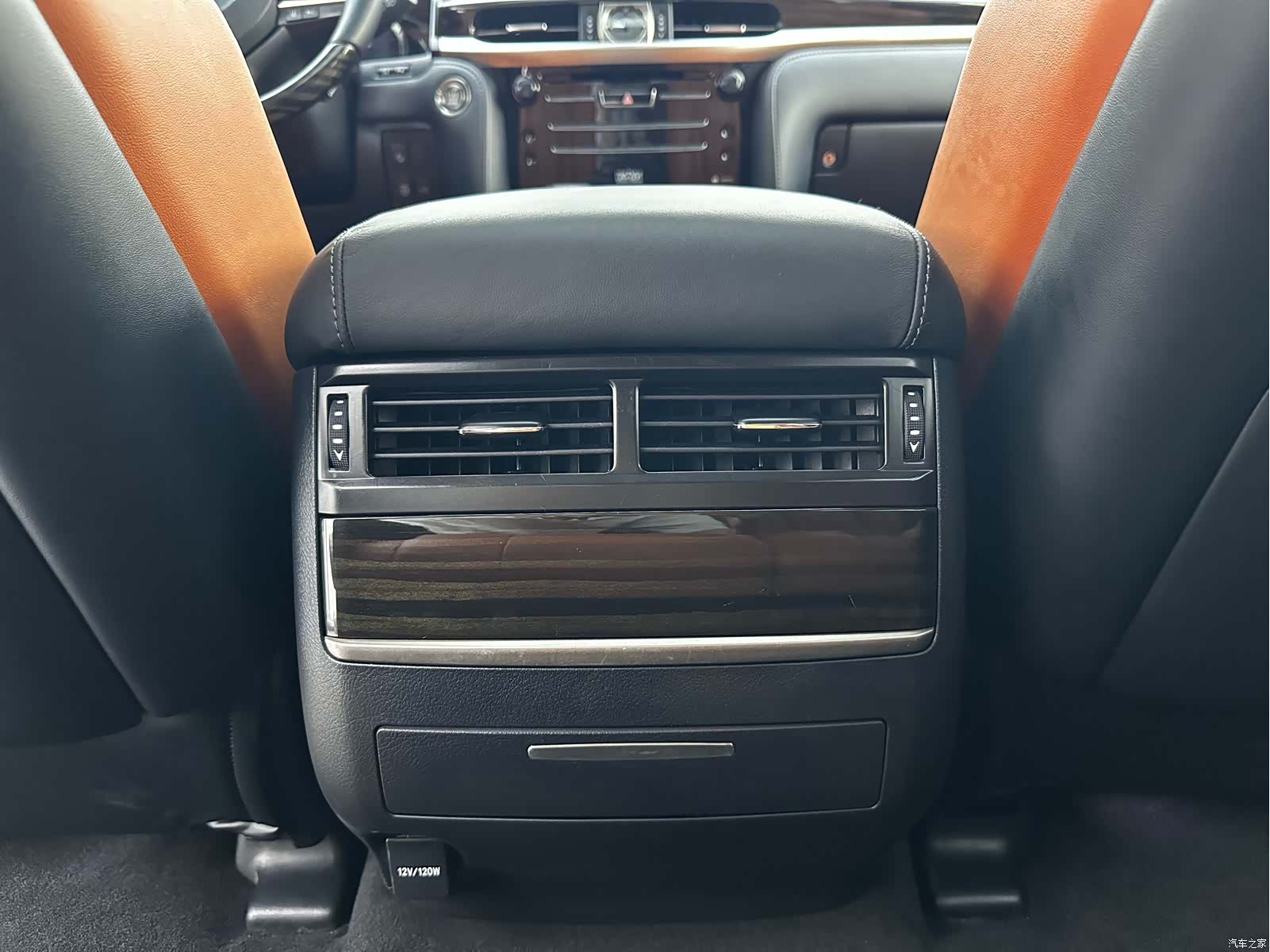 Lexus LX, 2020 21