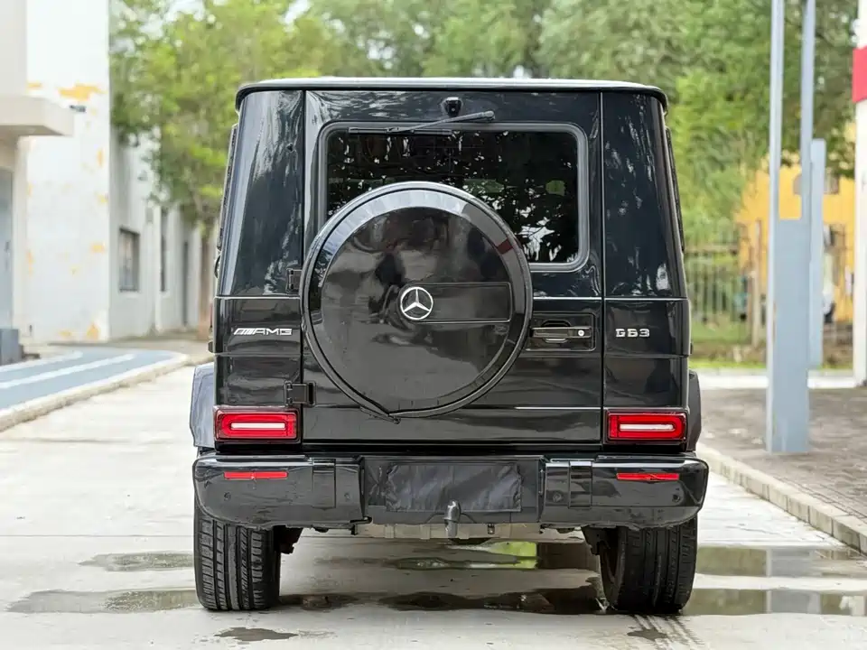Mercedes-Benz G-class