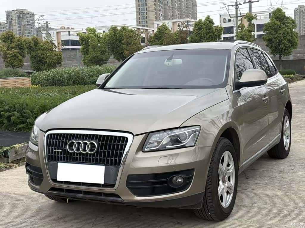 Audi Q5, 2011 1