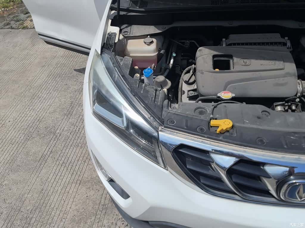 Changan CS15, 2017 21