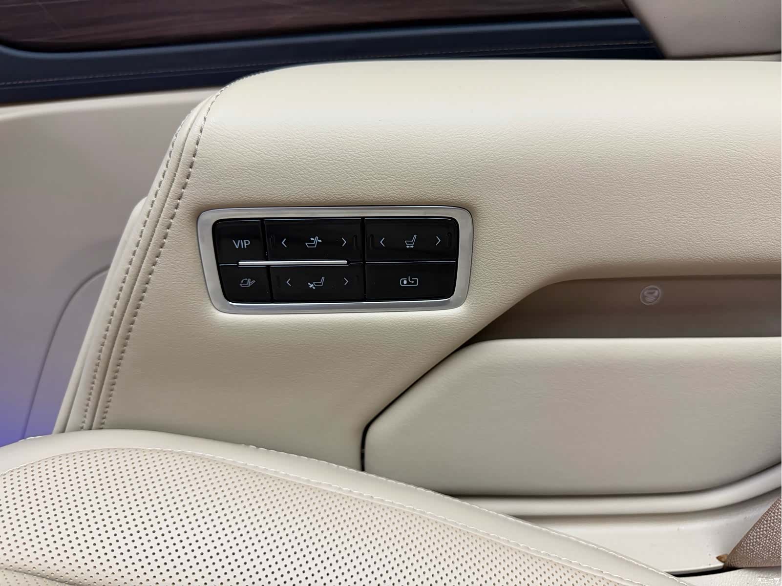 Buick Century, 2024 33