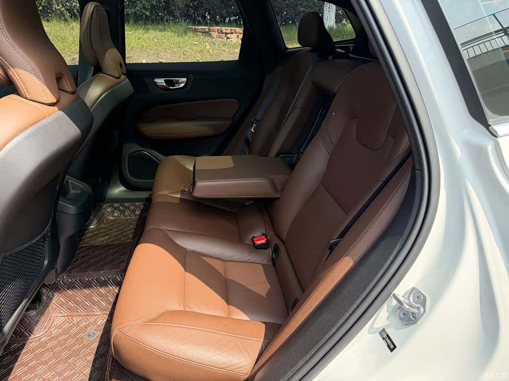 Volvo XC60, 2022 12