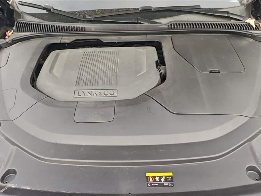 Lynk & Co 06