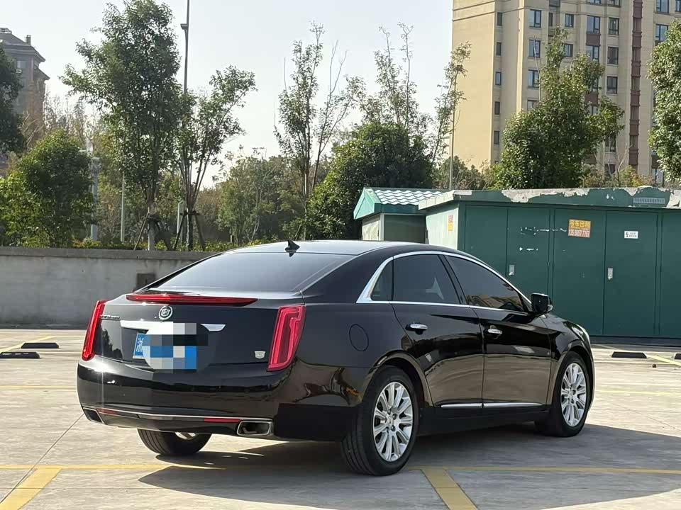 Cadillac XTS