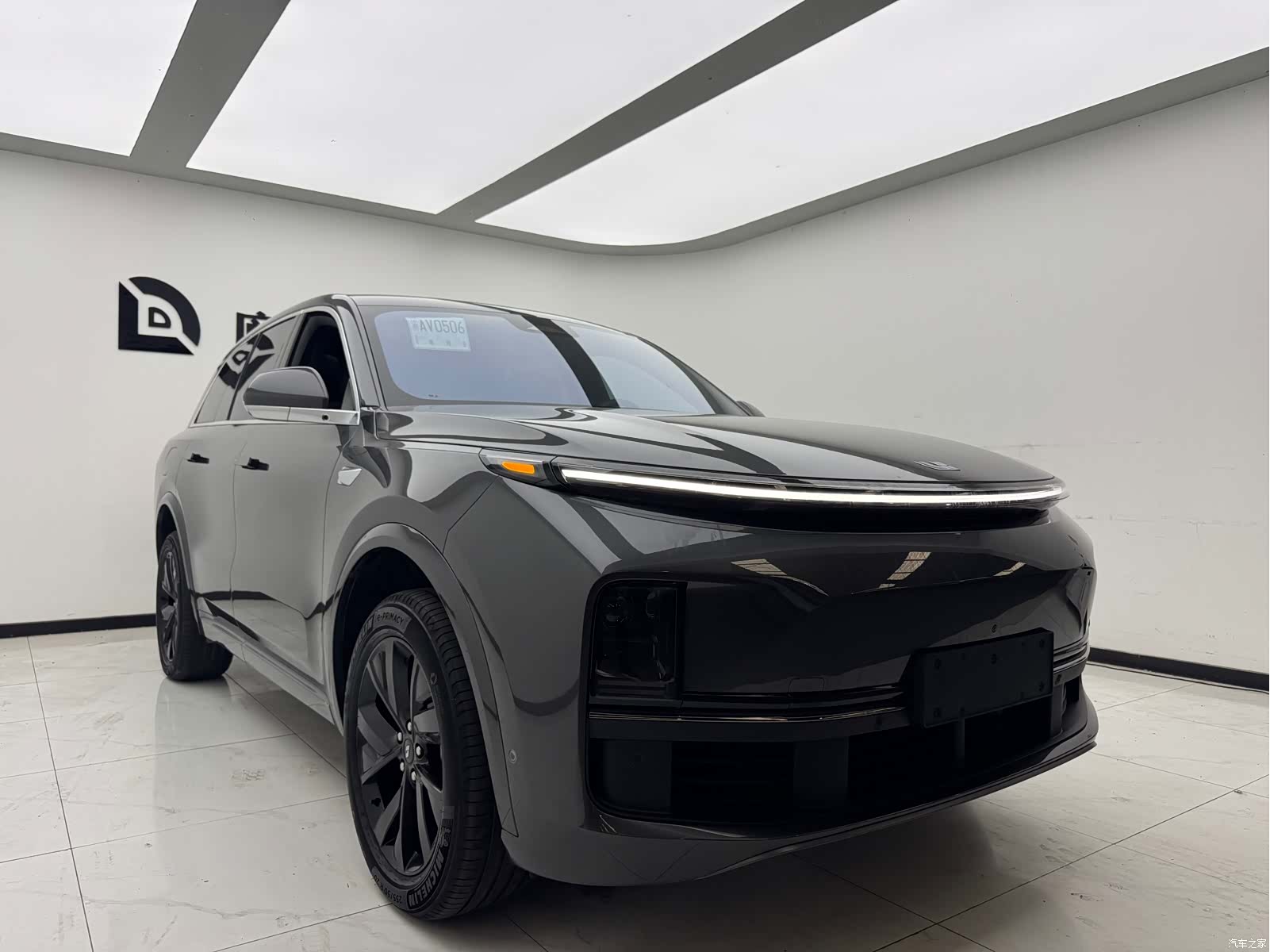 Li Auto L8, 2023 3