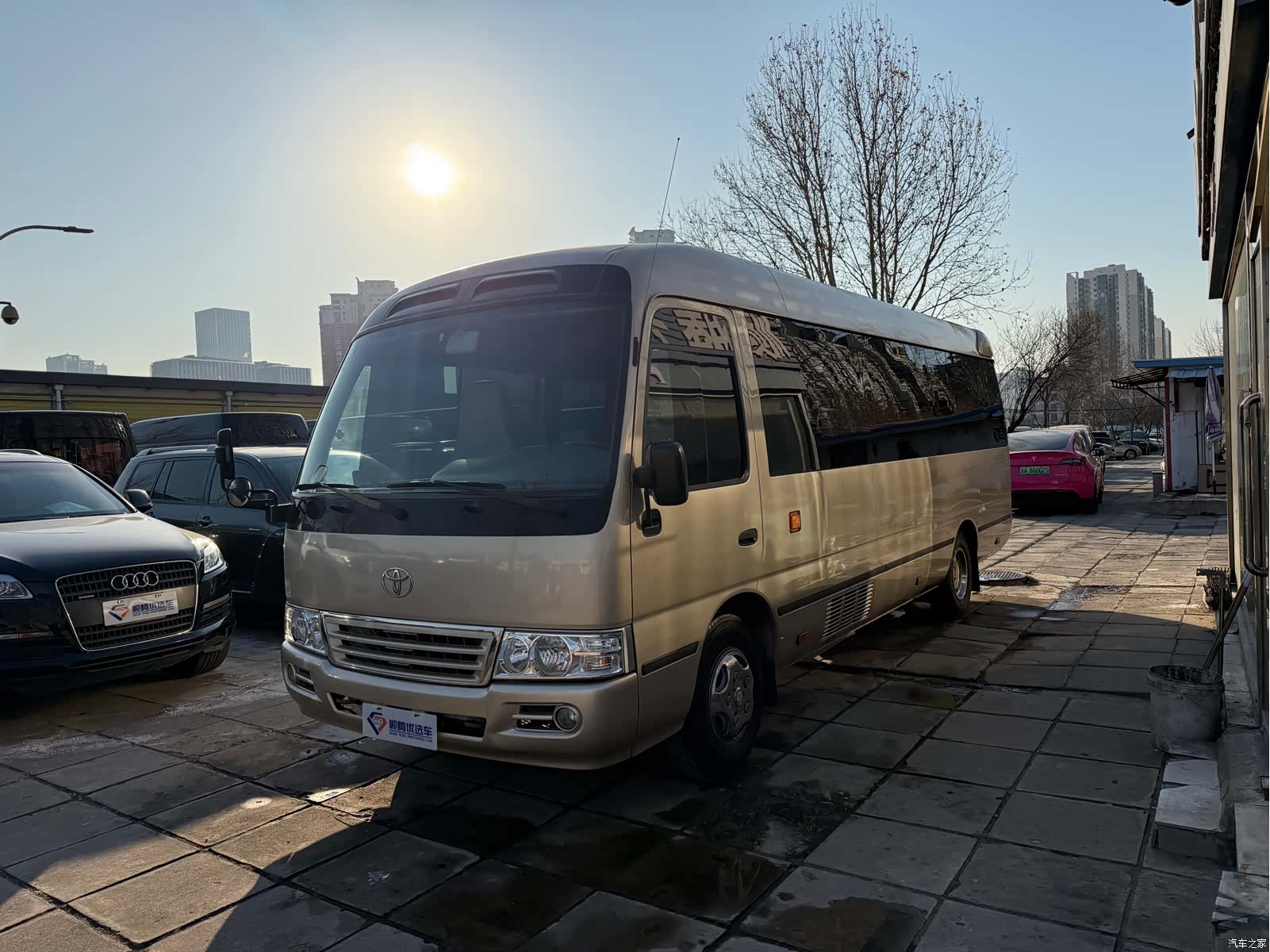 Toyota Coaster, 2012 1
