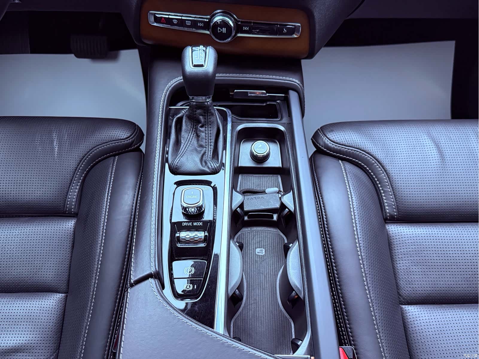 Volvo XC90, 2017 14