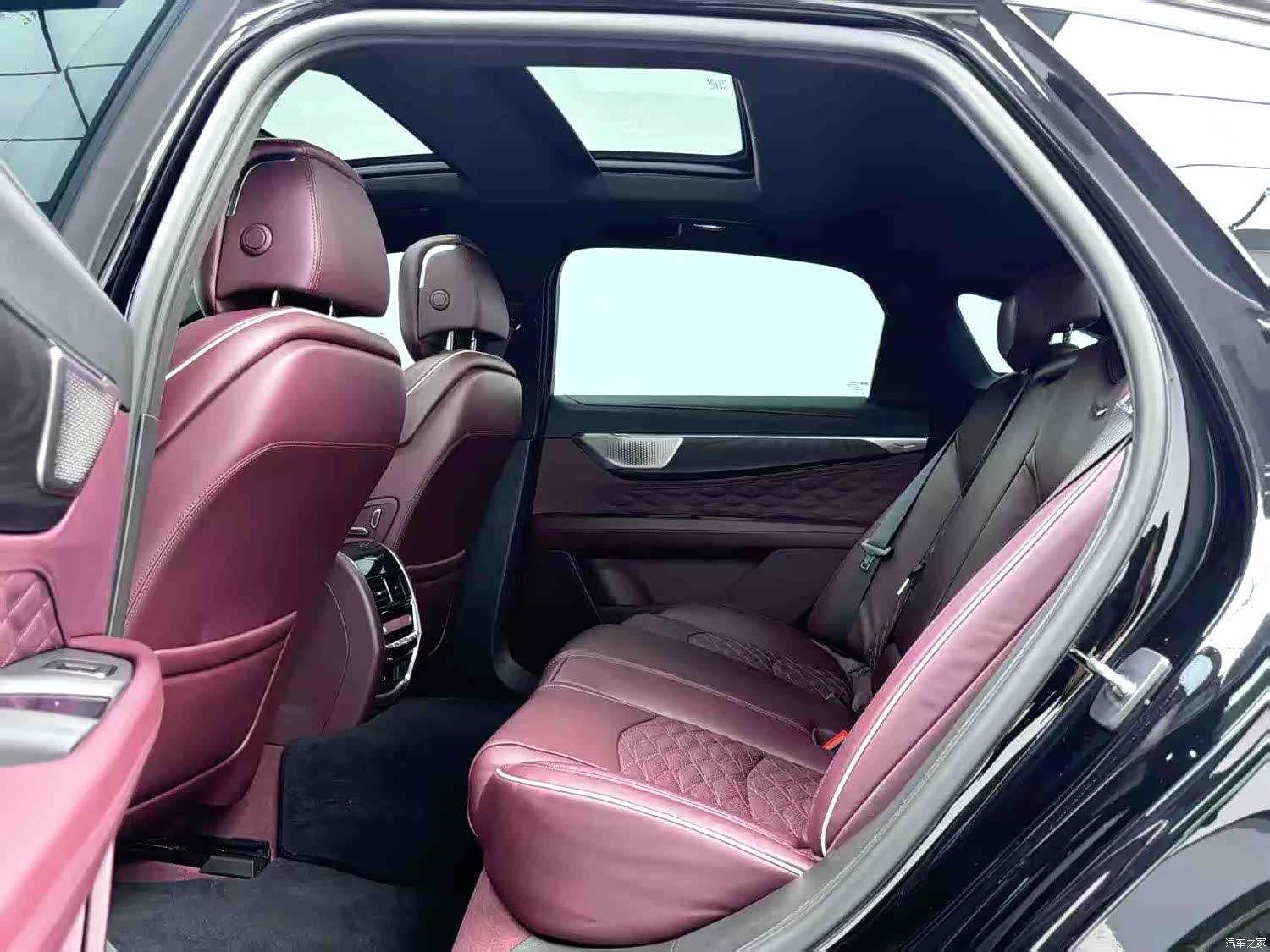 Cadillac CT6, 2023 7