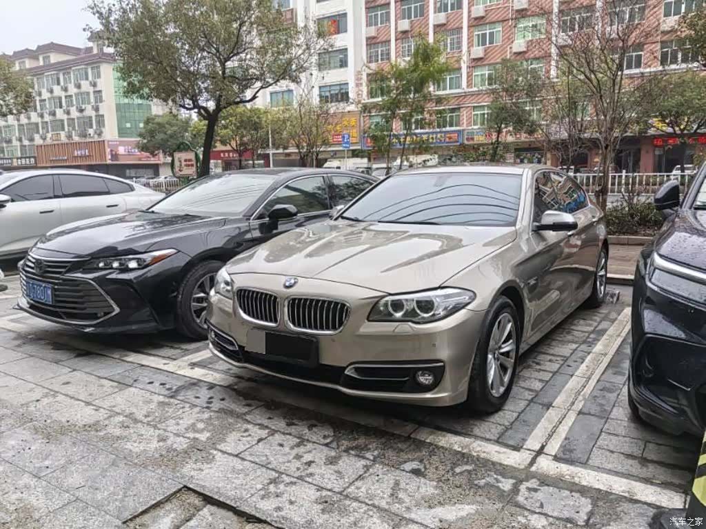 BMW 5 Series, 2011 1