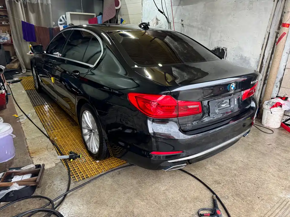 BMW 5 series BMW 5 series