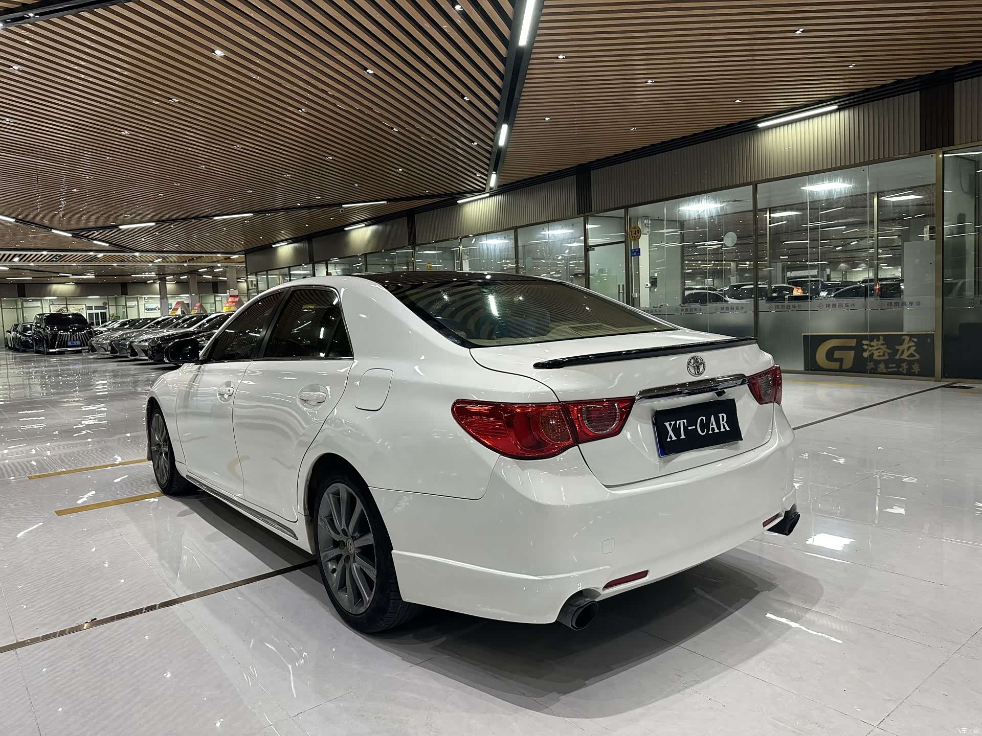Toyota 2.5V, 2012 11