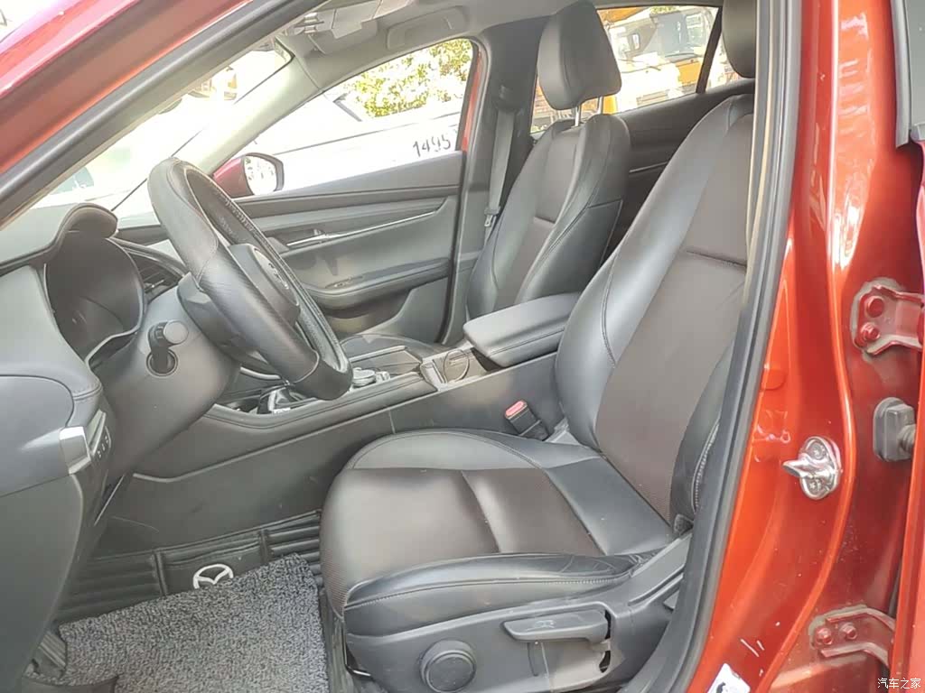 Mazda Mazda3, 2020 15