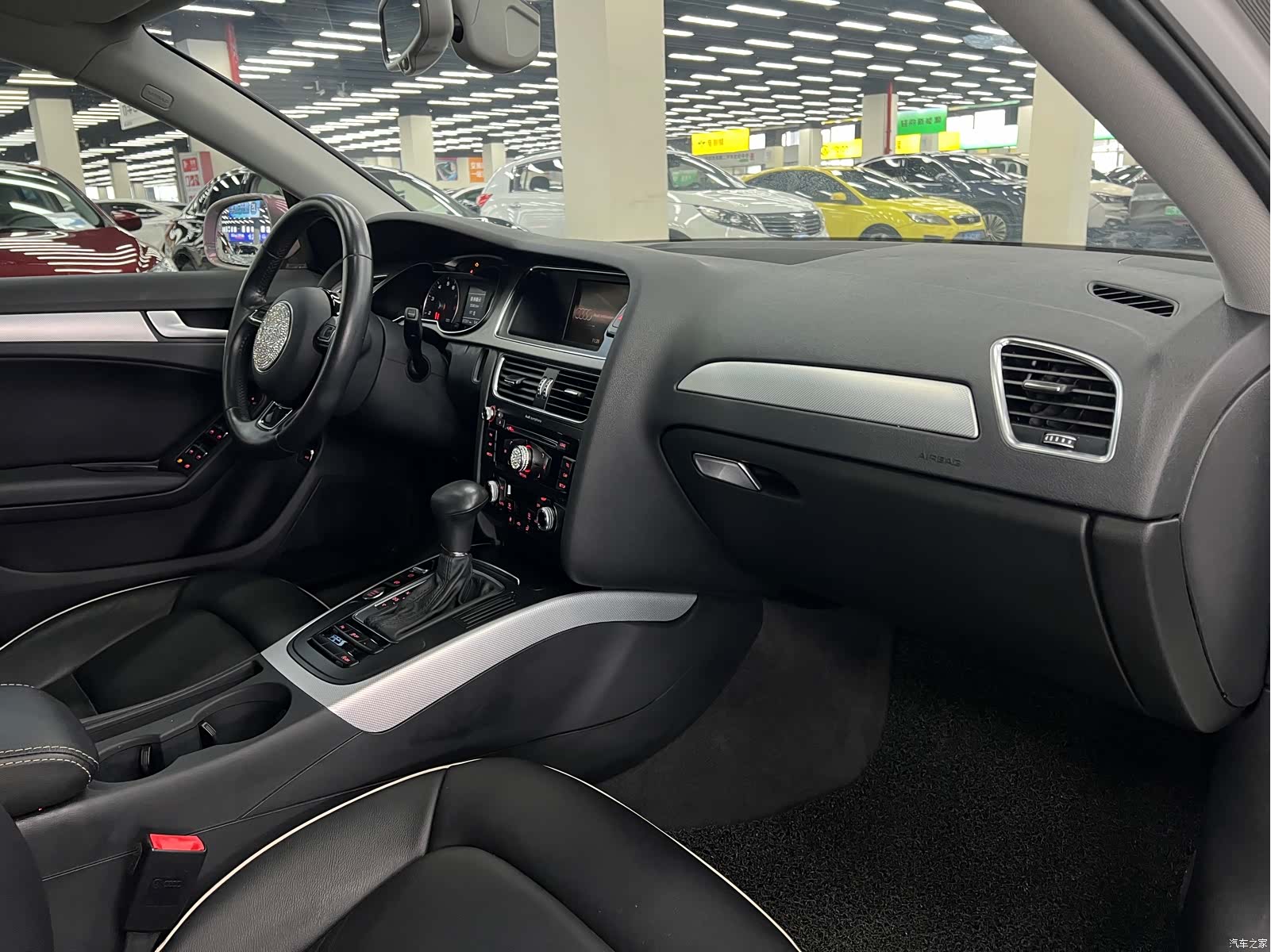 Audi A4L, 2016 4