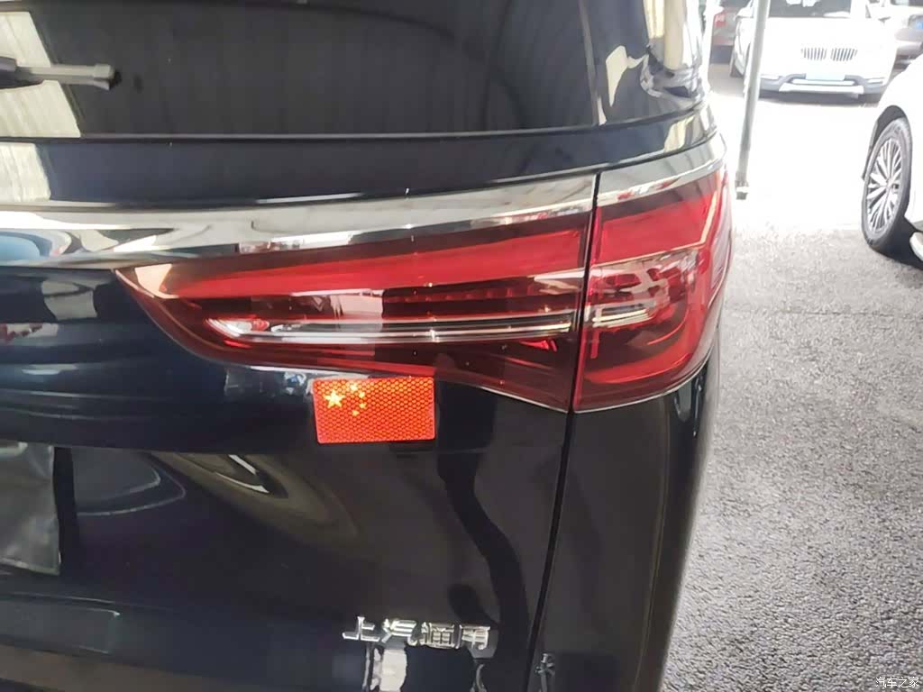 Buick GL8, 2023 8