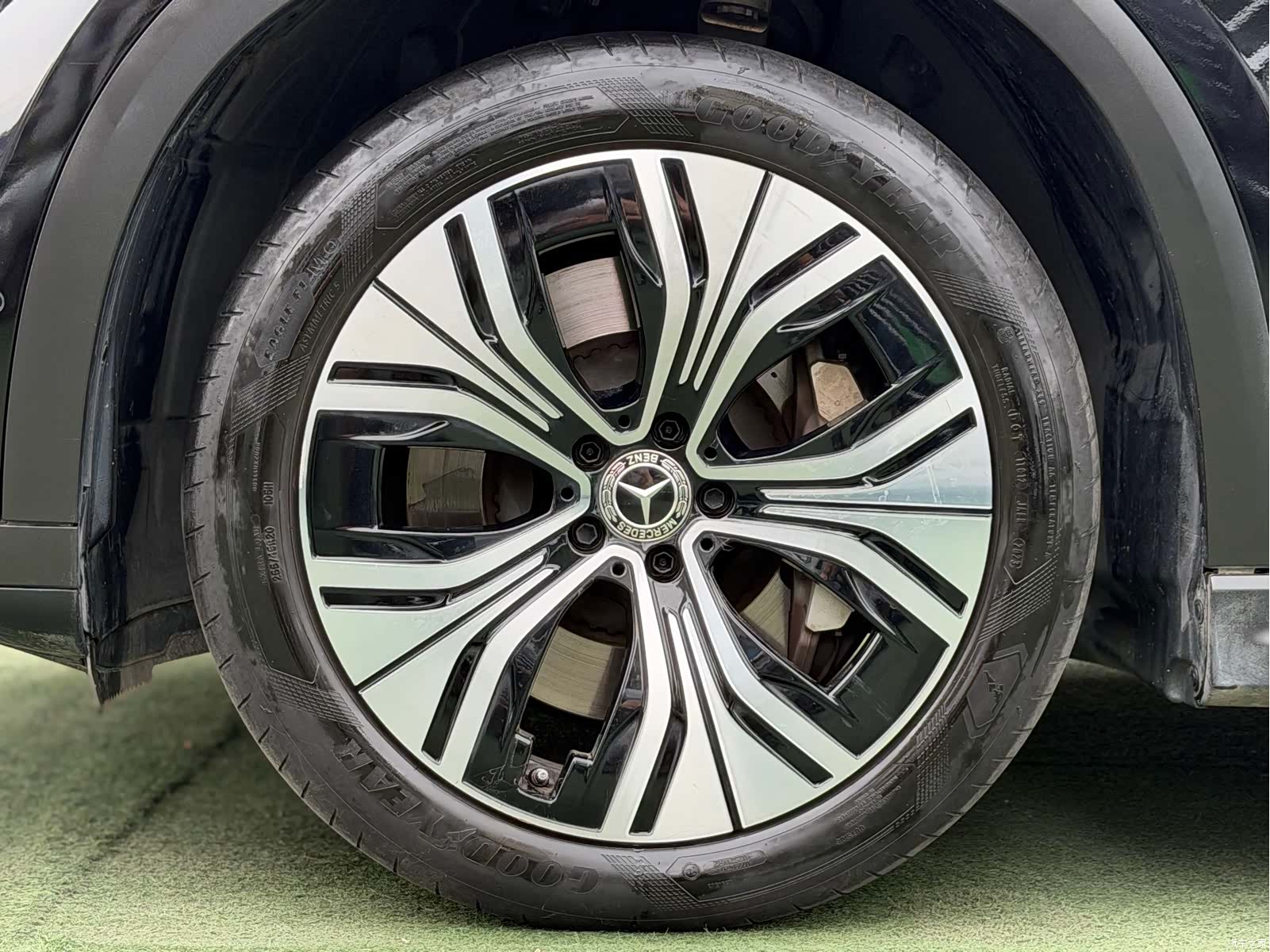 Mercedes-Benz EQE, 2023 21